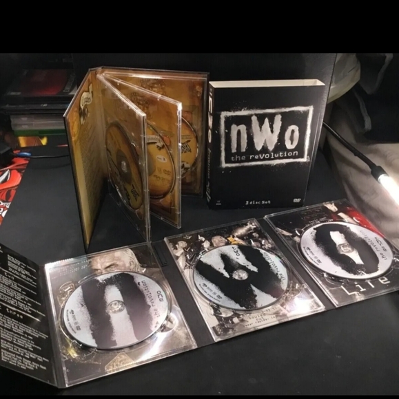 Lot of 14 Wrestling DVD - WWE TNA ECW WWF NWO UFC Wrestlemania Legends Movie - Picture 8 of 15